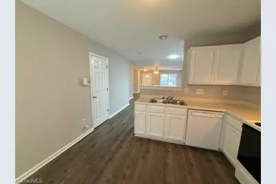 1724 Kay Street, Greensboro, NC 27405 - Photo 7