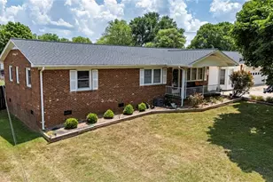 4010 Hillcrest Ct, Sophia, NC 27350 - Photo 7