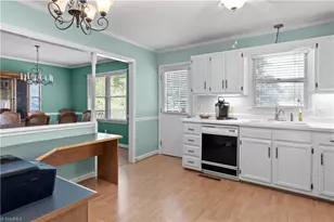 2301 Trammel Terrace, Winston-Salem, NC 27106 - Photo 9