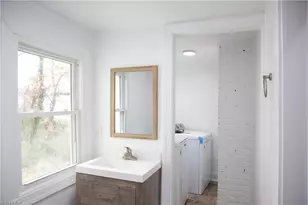 407 Cedar St, Greensboro, NC 27401 - Photo 19