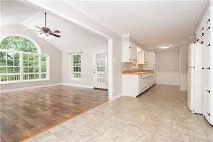 6175 La Crosse Ct, Clemmons, NC 27012 - Photo 13
