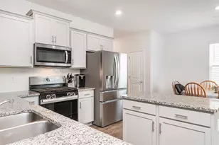 1428 Carisbrooke Dr, Mebane, NC 27302 - Photo 5