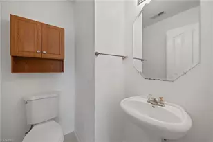 2211 Rindle Dr, High Point, NC 27262 - Photo 9