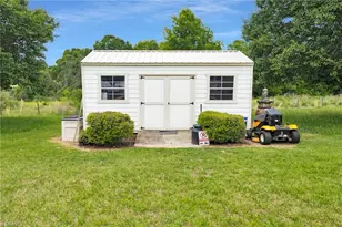 1677 Jennings Rd, Olin, NC 28660 - Photo 25
