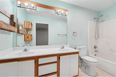 431 Lakecrest Drive, Kernersville, NC 27284 - Photo 15