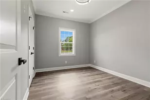 616 S Elm St, High Point, NC 27260 - Photo 23