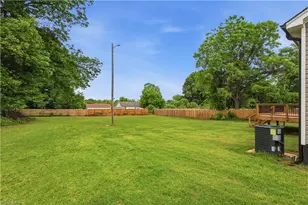 616 S Elm St, High Point, NC 27260 - Photo 17