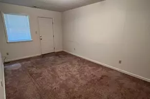 220 Pitts St, Kernersville, NC 27284 - Photo 7