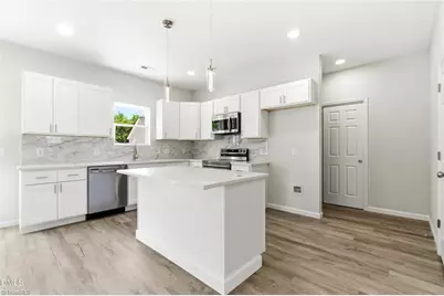 803 Lakeside Avenue, Burlington, NC 27521 - Photo 17