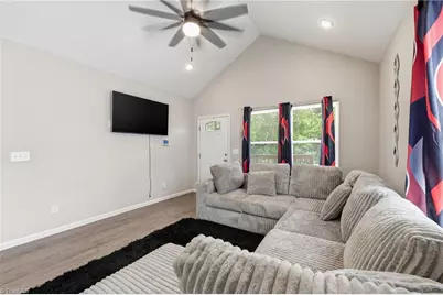 1467 Pollard Avenue, Burlington, NC 27217 - Photo 5