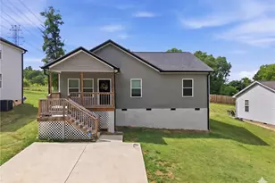 1467 Pollard Ave, Burlington, NC 27217 - Photo 1