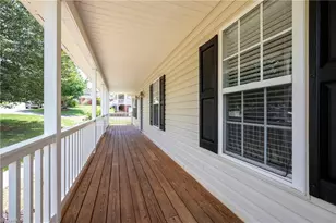 720 Wallridge Dr, Winston-Salem, NC 27106 - Photo 13