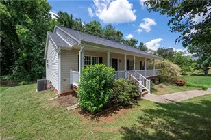 720 Wallridge Dr, Winston-Salem, NC 27106 - Photo 11