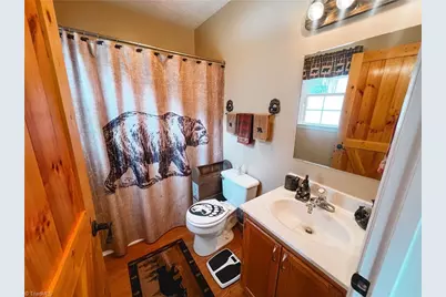 146 S Bridgewater Road, Mount Airy, NC 27030 - Photo 19