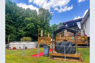146 S Bridgewater Road, Mount Airy, NC 27030 - Photo 9