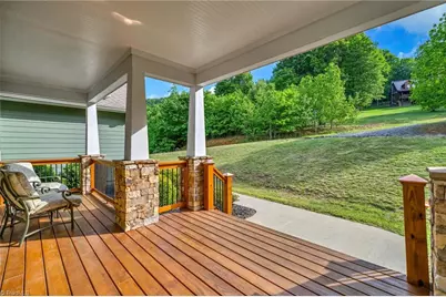 261 Vine Street, Jefferson, NC 28640 - Photo 7