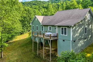 261 Vine St, Jefferson, NC 28640 - Photo 5