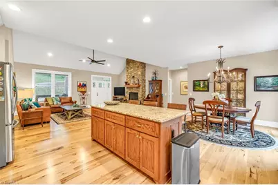 261 Vine Street, Jefferson, NC 28640 - Photo 23