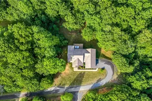 261 Vine St, Jefferson, NC 28640 - Photo 3