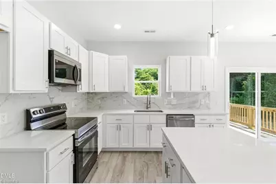 805 Lakeside Avenue, Burlington, NC 27521 - Photo 13