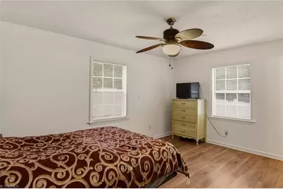 1640 Hill Court, Winston-Salem, NC 27107 - Photo 11