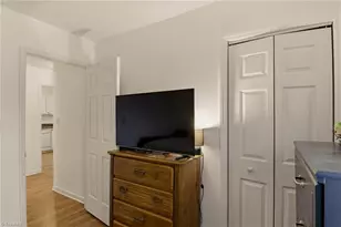1640 Hill Ct, Winston-Salem, NC 27107 - Photo 9