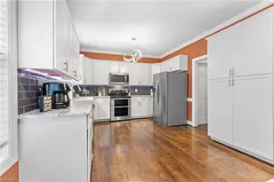 6010 Kempsford Ct, Kernersville, NC 27284 - Photo 15
