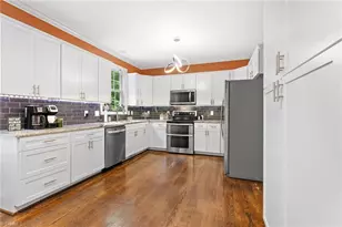 6010 Kempsford Ct, Kernersville, NC 27284 - Photo 15