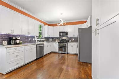 6010 Kempsford Court, Kernersville, NC 27284 - Photo 15
