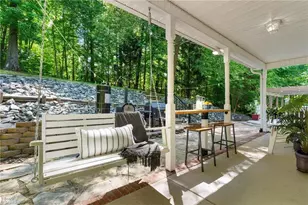 6010 Kempsford Ct, Kernersville, NC 27284 - Photo 7