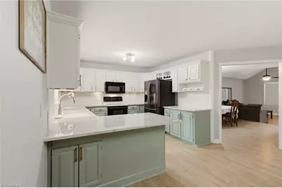 7179 Blackmoor Road, Kernersville, NC 27284 - Photo 11