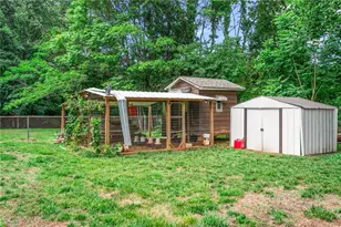 3611 Esterwood Rd, Greensboro, NC 27405 - Photo 31