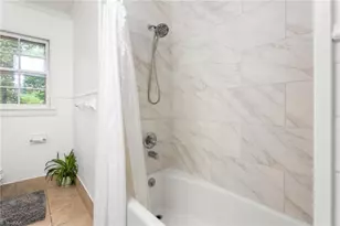 3611 Esterwood Rd, Greensboro, NC 27405 - Photo 21