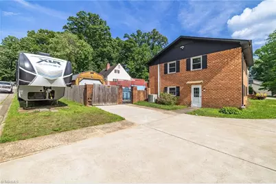601 Shelby Drive, Greensboro, NC 27409 - Photo 5