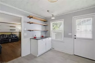 601 Shelby Dr, Greensboro, NC 27409 - Photo 11