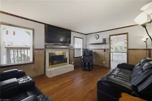 601 Shelby Dr, Greensboro, NC 27409 - Photo 17