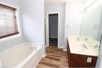 3803 Abbeywood Drive, Jamestown, NC 27282 - Photo 15
