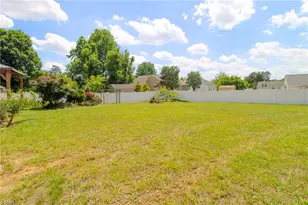 3803 Abbeywood Dr, Jamestown, NC 27282 - Photo 27