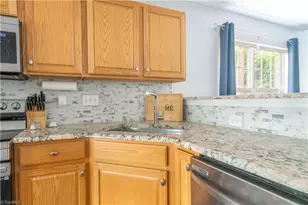 5076 Bartholomew's Ln, Greensboro, NC 27407 - Photo 9