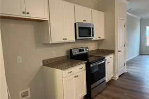 629 Cam Cir, High Point, NC 27265 - Photo 3