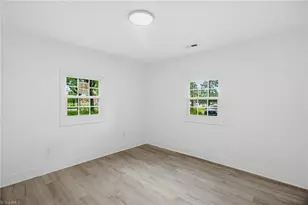 404 Hickory Chapel Rd, High Point, NC 27260 - Photo 23