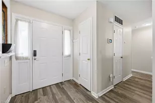 4032 Sherry Ct, Jamestown, NC 27282 - Photo 5