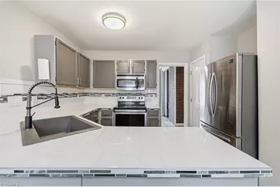 4032 Sherry Court, Jamestown, NC 27282 - Photo 11