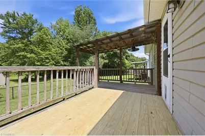 125 Bellevue Drive, High Point, NC 27265 - Photo 21