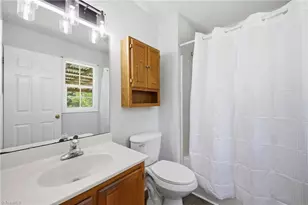 125 Bellevue Dr, High Point, NC 27265 - Photo 15