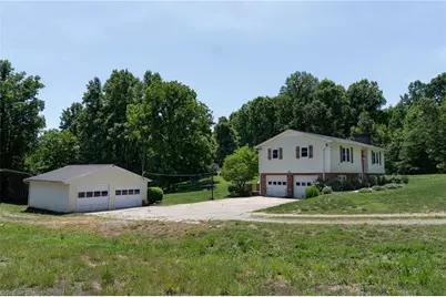 1744 R Chipman Drive, Yadkinville, NC 27055 - Photo 7