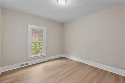 708 E Sprague Street, Winston-Salem, NC 27107 - Photo 25