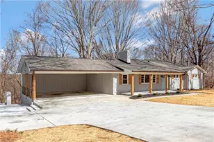 334 Country Ln, Mocksville, NC 27028 - Photo 5