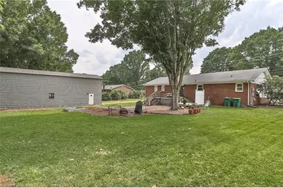 167 Speas Avenue, Boonville, NC 27011 - Photo 3