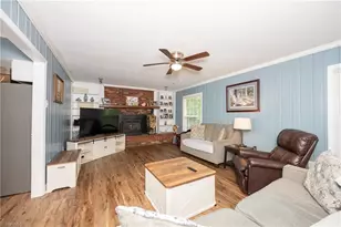 6404 Walnut Cove Rd, Walkertown, NC 27051 - Photo 9